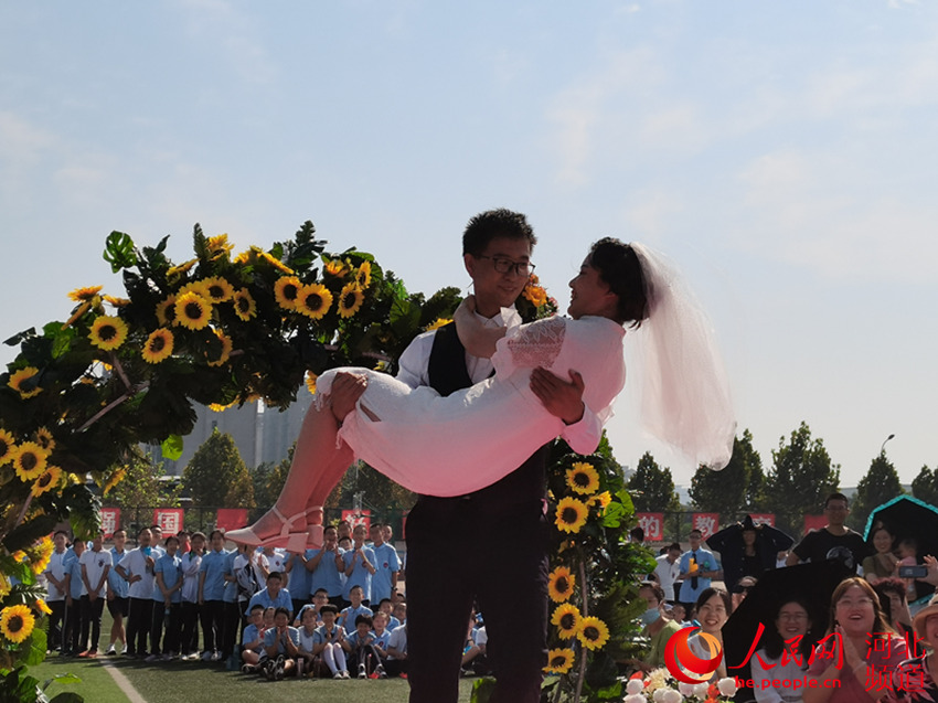 ʯ��ׯʯ��ʵ��ѧУ�������ʦ��������ֳ���