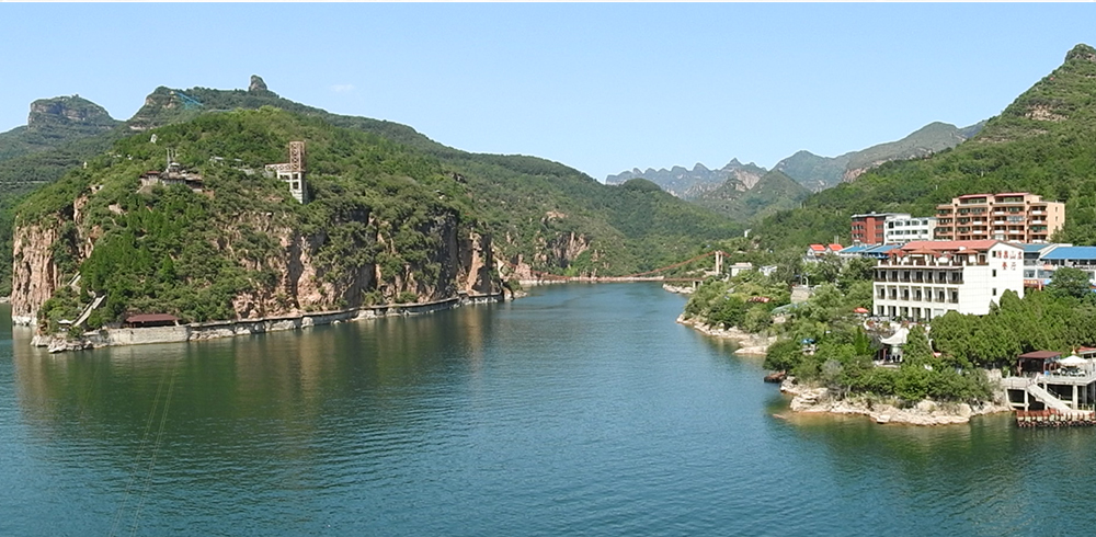 京娘湖(李旭昌 摄)