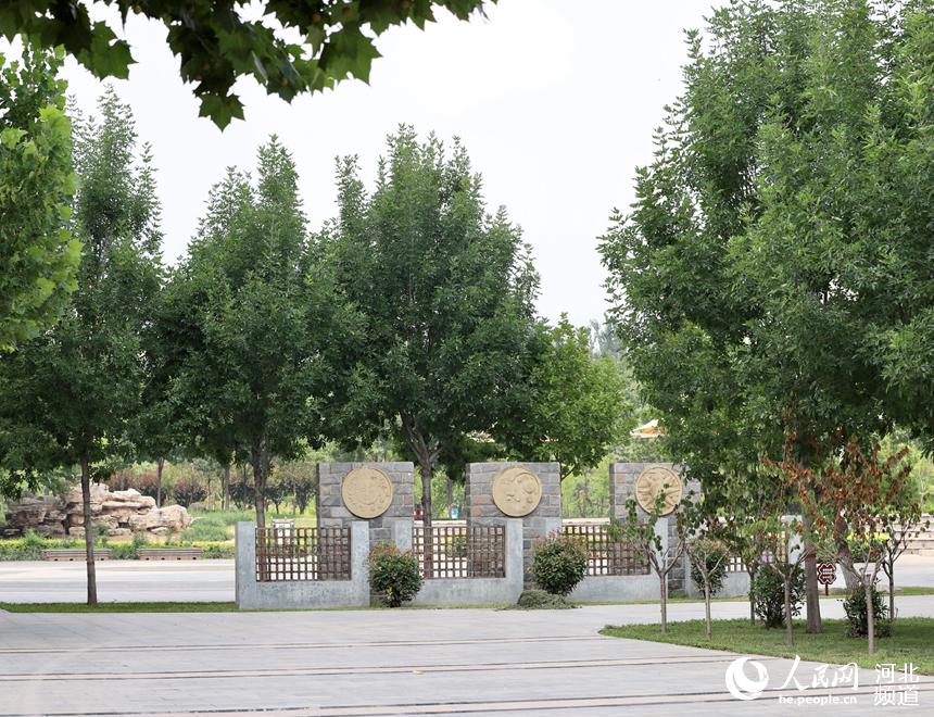 临西县珠江公园内景色。 苏华杰摄