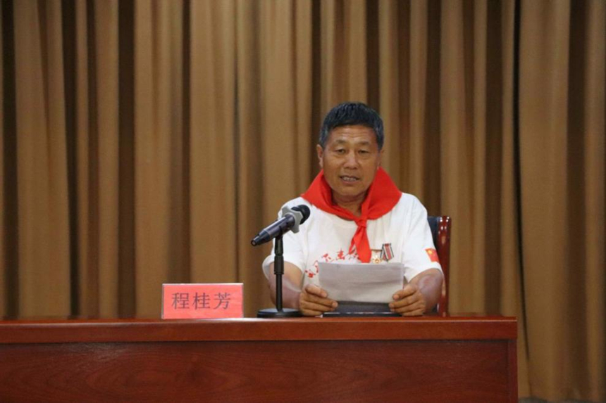 抗战老兵以故事分享的形式宣讲他们亲身经历的参战事迹。张帅摄
