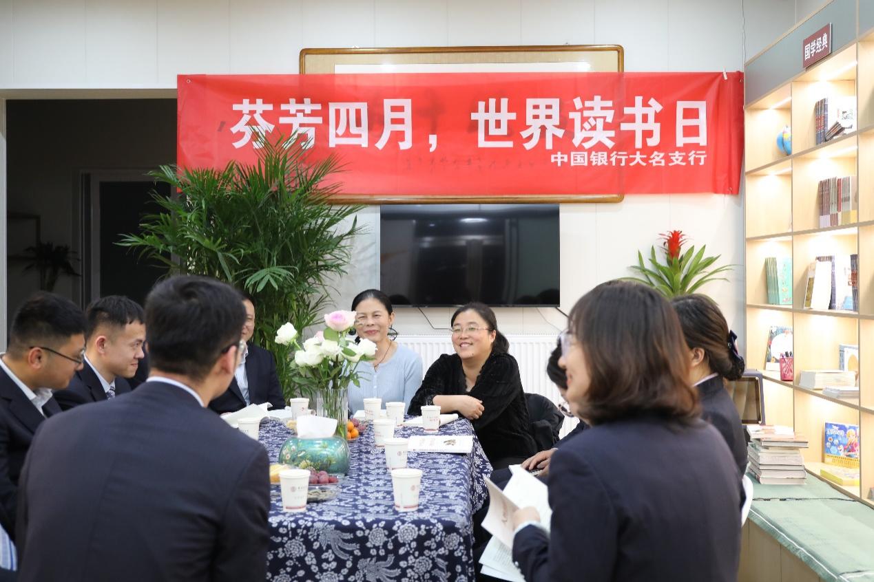 大名县“城市书房”举办读书分享会。 田亚南摄
