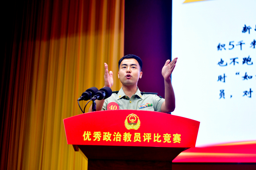 选手模拟情况处置。 高子涵摄