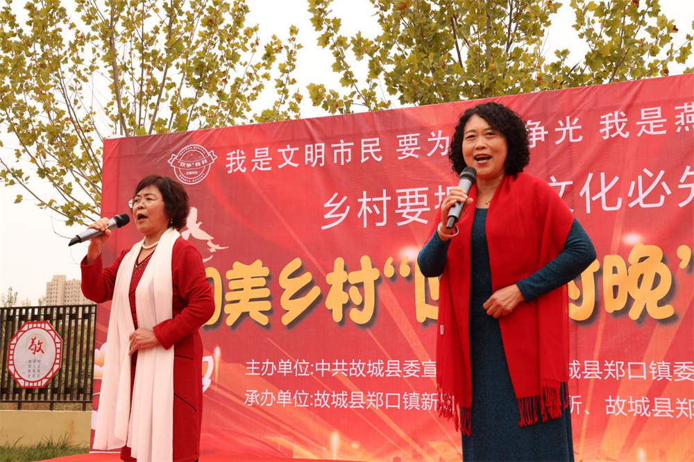 京劇唱段。 齊紅雨攝