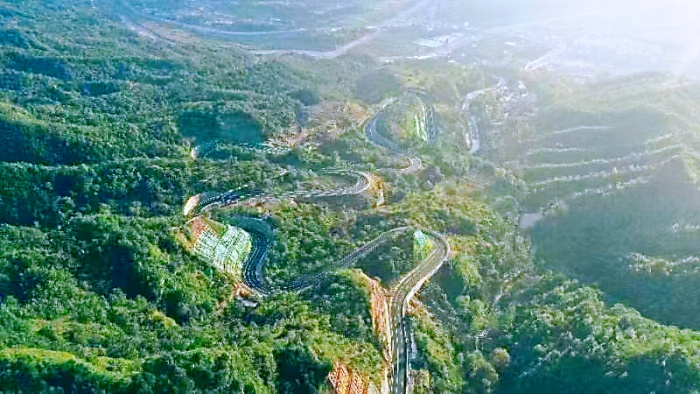 河北省武安市旅游環線公路工程。潘熙洋攝