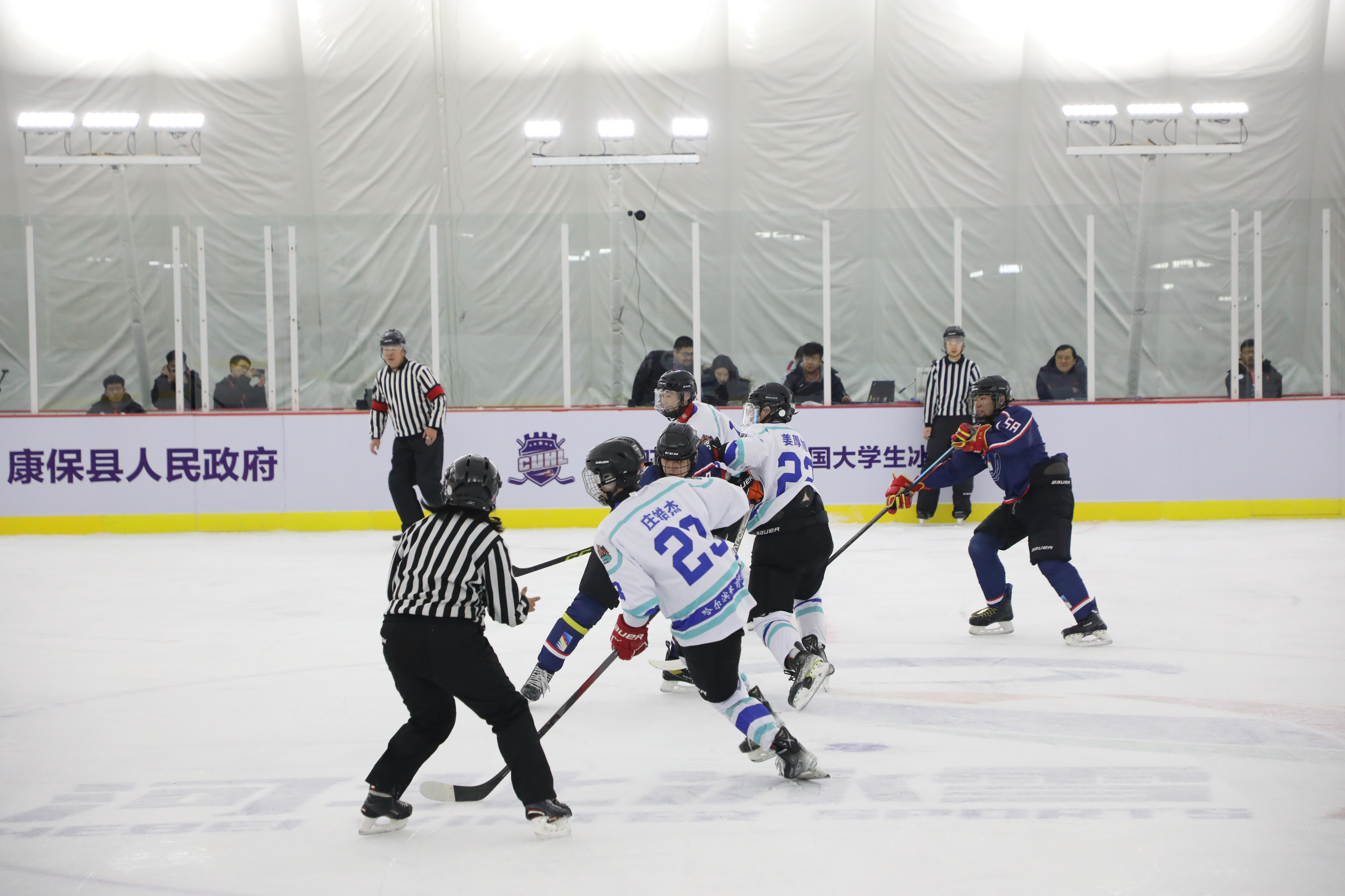2023犀旺杯大學生冰球聯賽在康保舉行。康保縣委宣傳部供圖