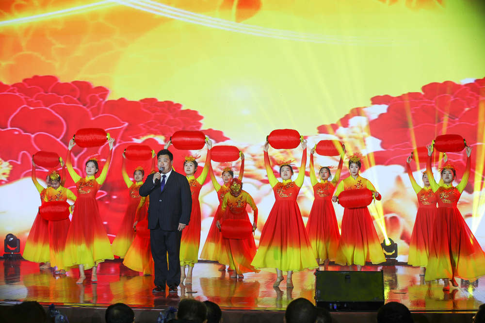 文明百佳頒獎典禮，節目表演現場。楊瀰攝