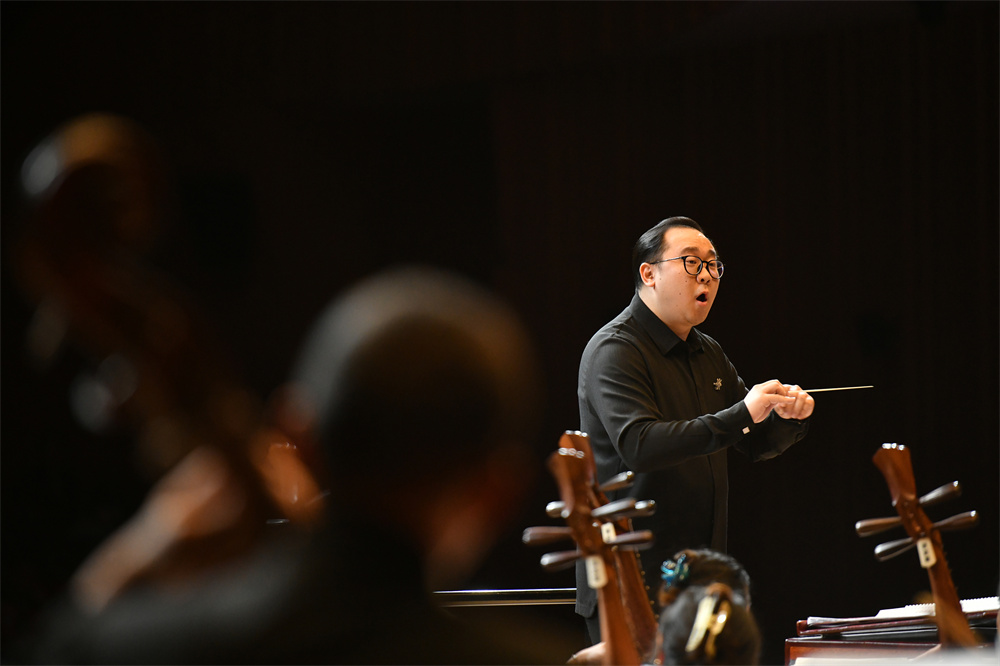 3月29日，“大運河畔·國樂之聲”—海銘藍･名家名曲音樂會首站巡演活動在滄州市荀慧生大劇院舉行。苑立偉攝