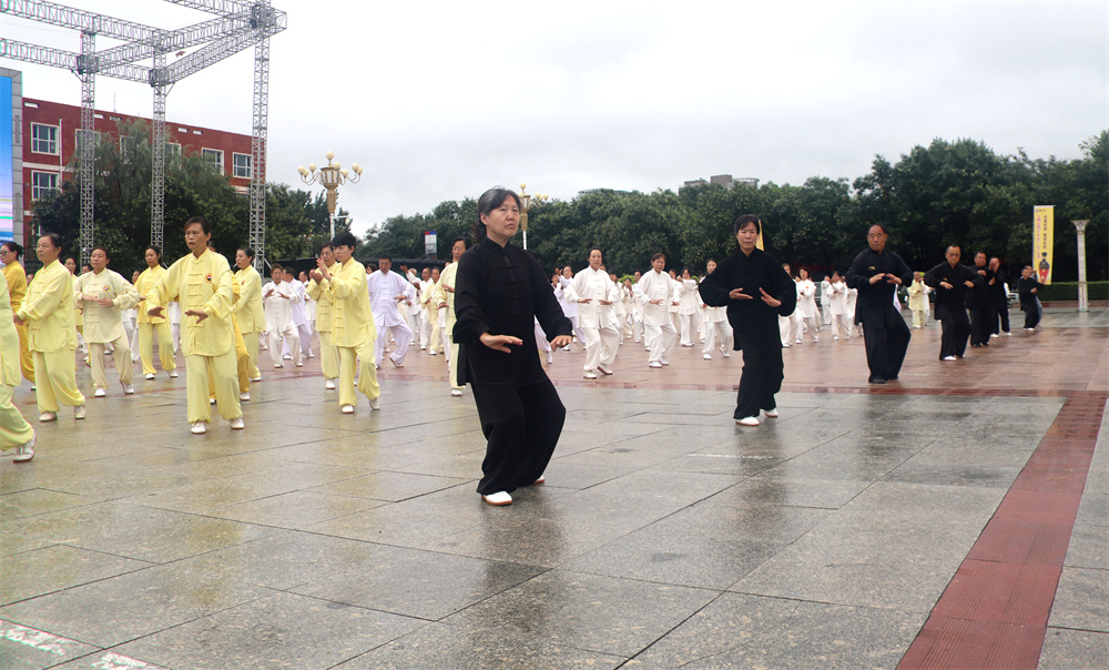 武术展演。陈树斌摄