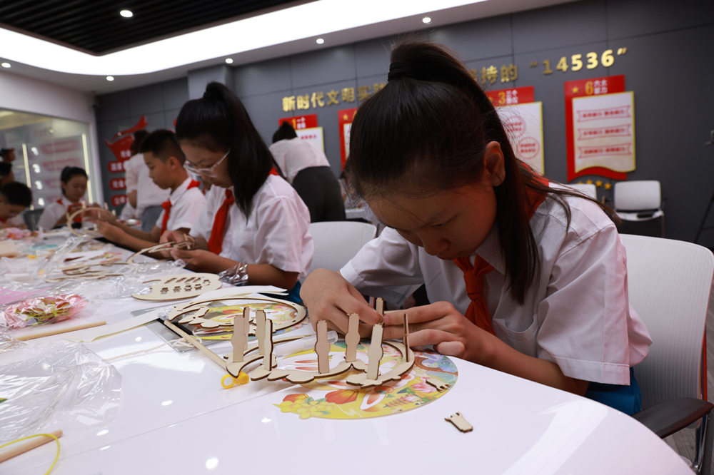 中秋文化主题活动现场。齐红雨摄