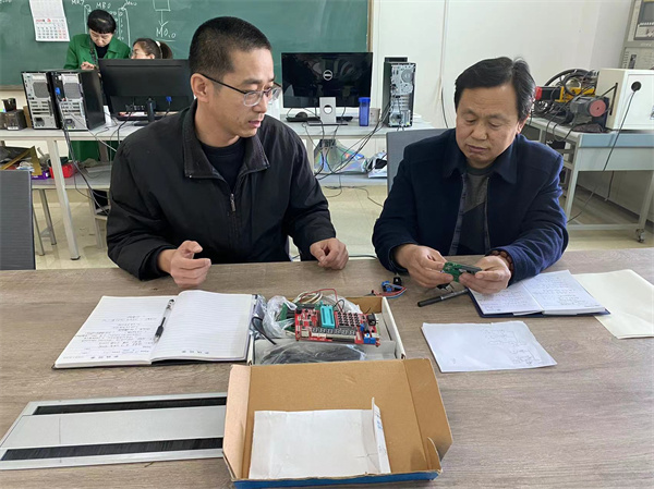 研讨交流。李丽娜摄