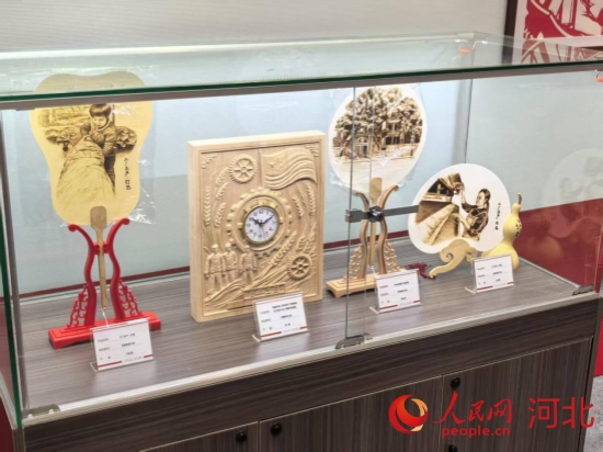 “滹沱工運 百年風華”石家庄市職工創新創作主題展覽現場。人民網記者 趙明妍攝