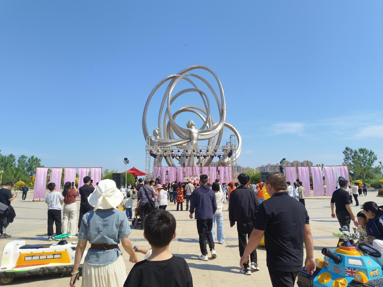 馆陶县公主湖湿地公园沉浸式演艺现场。郝立翠摄