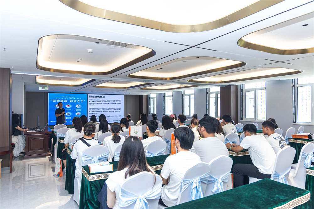 活動現場。張立武攝