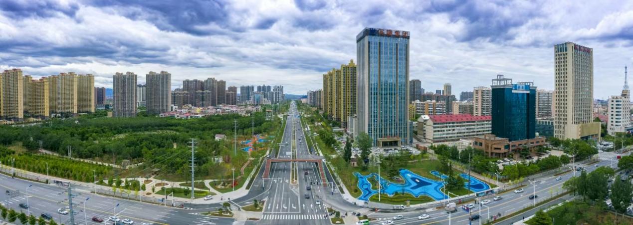颜值与实力并存的武安城市街景。李树锋摄