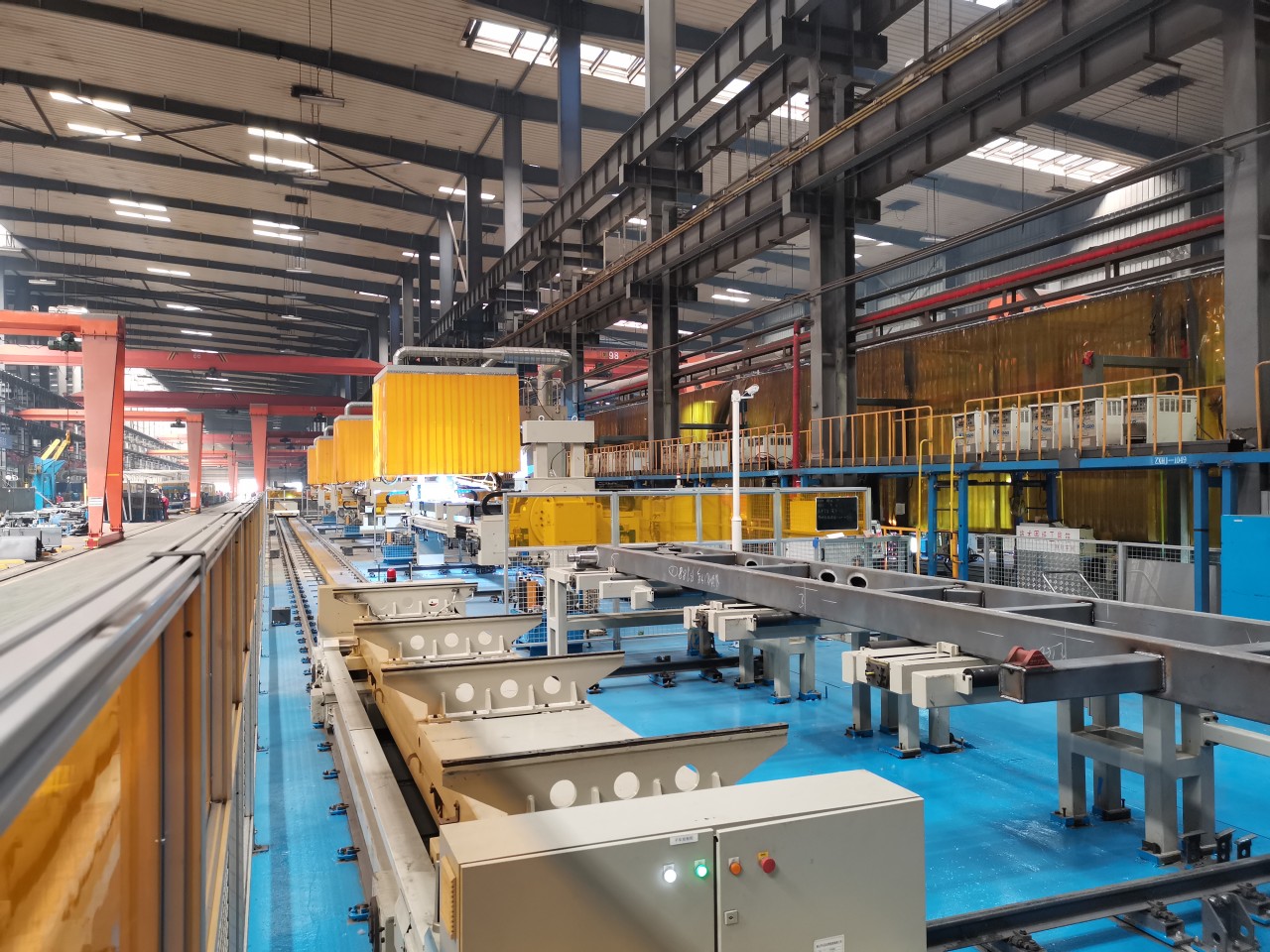 三河市新宏昌重工集團生產車間。榮志華供圖