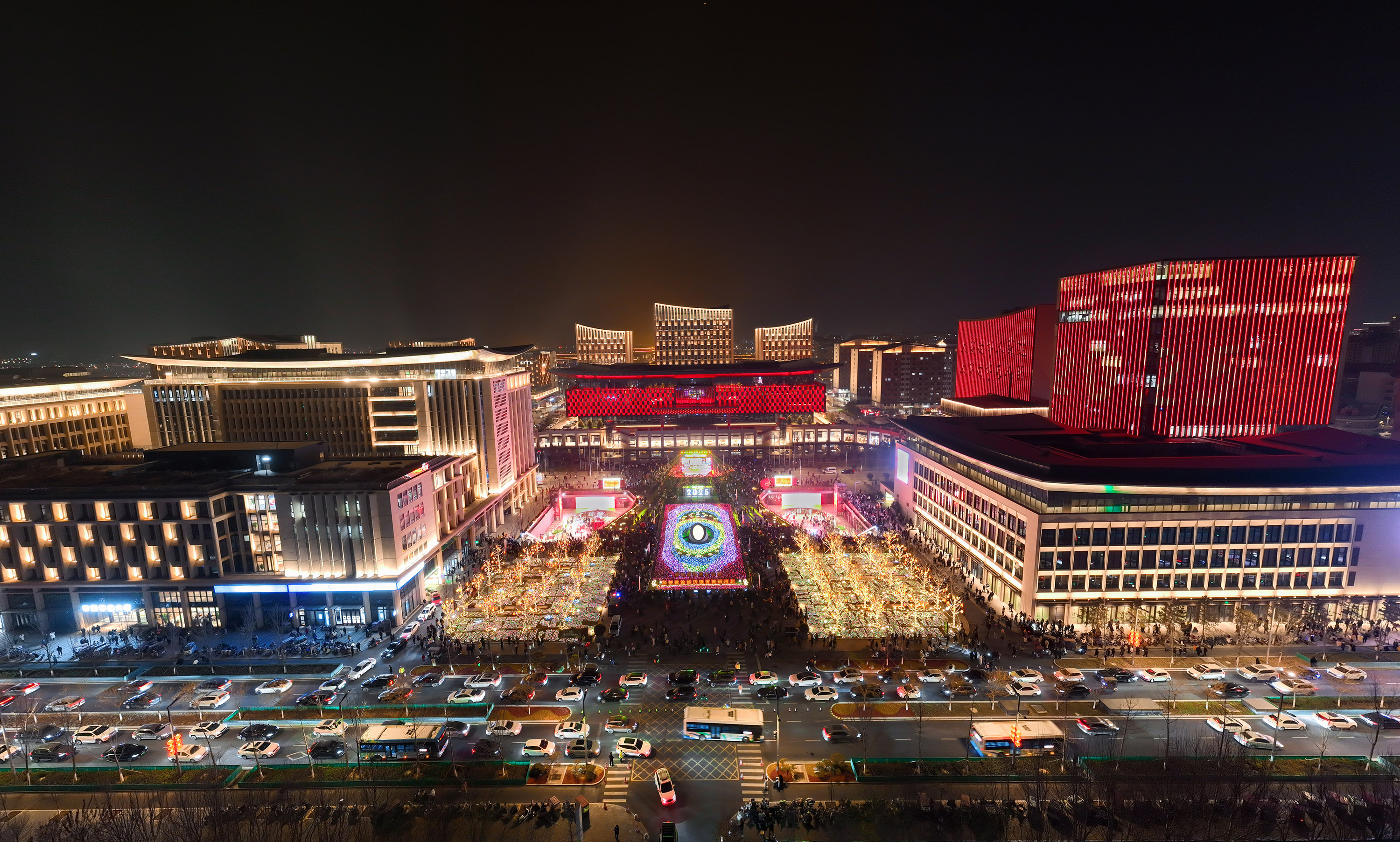 星火人間·不夜雄安。楊程攝