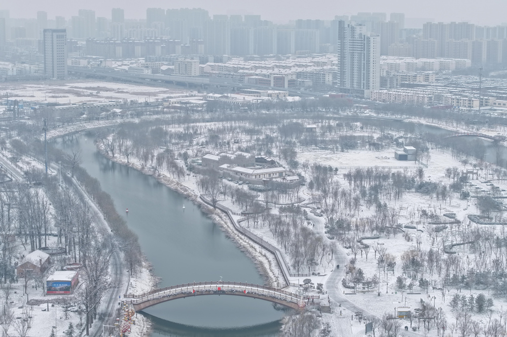 雪后的大运河如诗如画。王韬摄