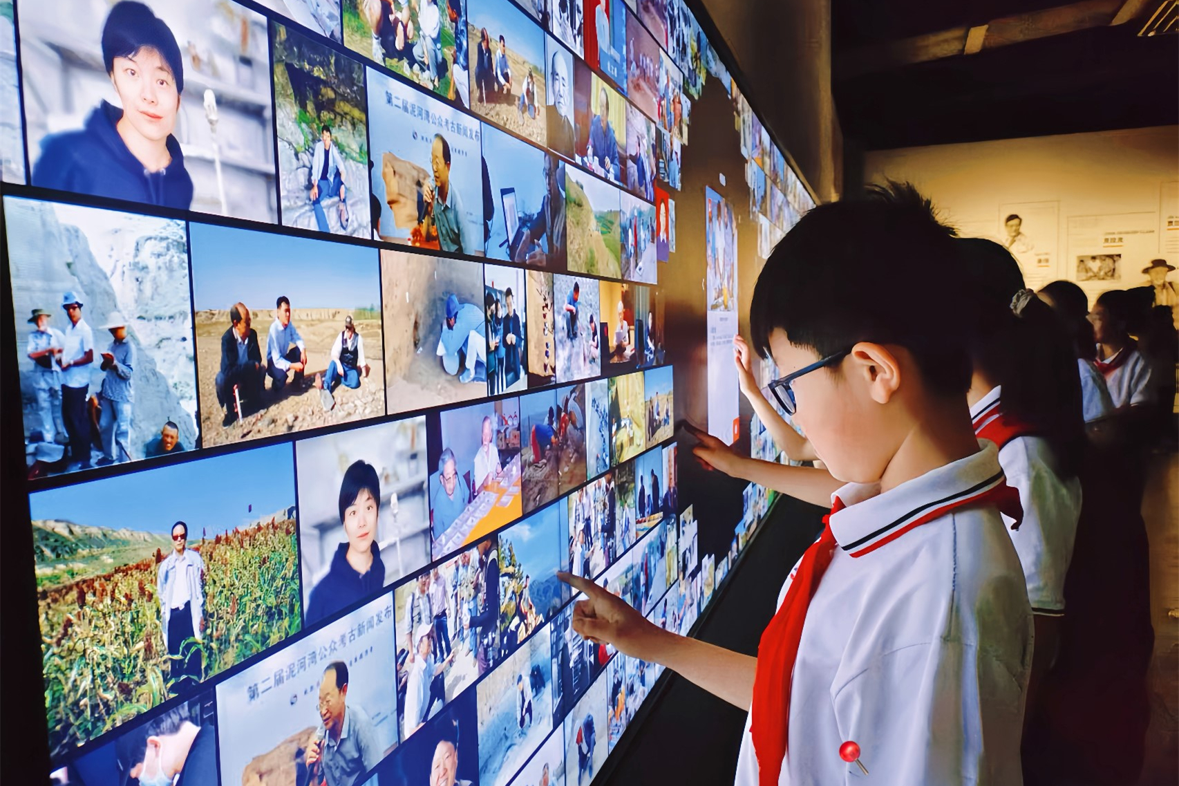 泥河湾研学游的学生。阳原县委宣传部供图