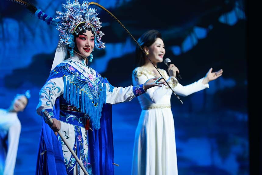 “一馬當先燕趙新” 河北省迎新春優秀節目展演演出現場。河北省文化和旅游廳供圖