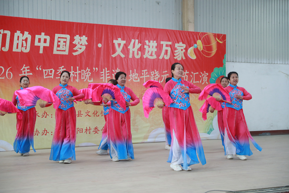 多个精彩节目接连上演。吴潇摄