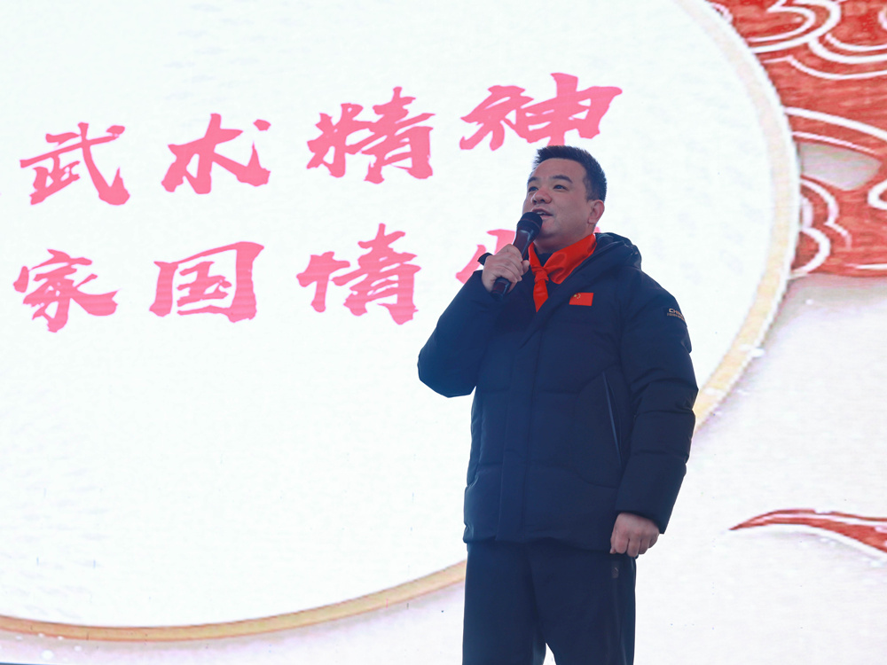 沧州大铁狮武学文化馆馆长周军带来武术专题宣讲。张子衡摄