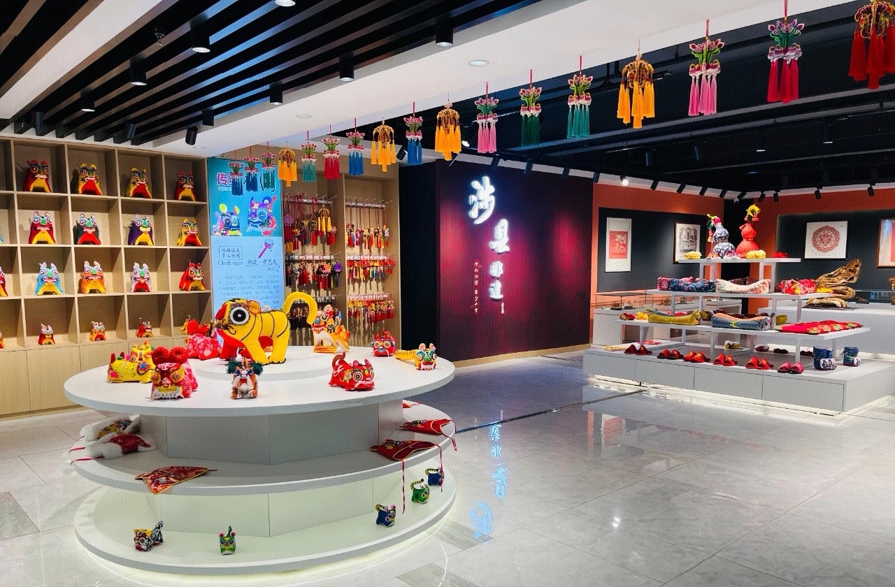 涉县“一品一播”产品展示厅。王晓芳摄