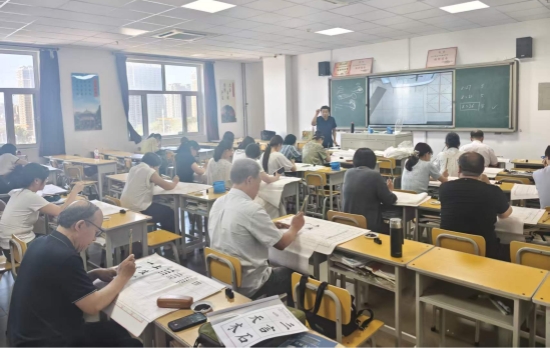 研修班课堂教学实景。