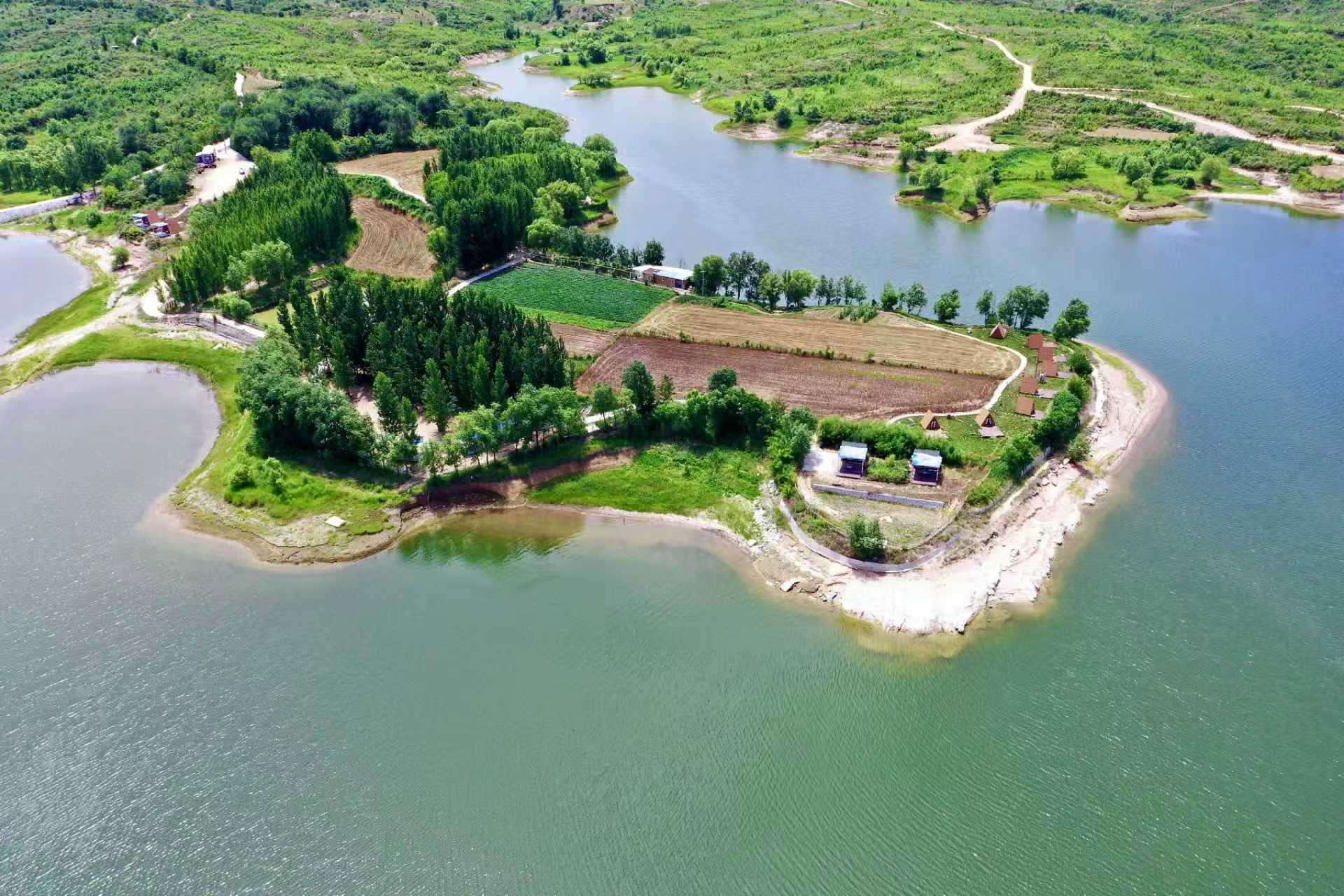 临城县西竖镇南三岐露营基地（航拍图）。刘波摄