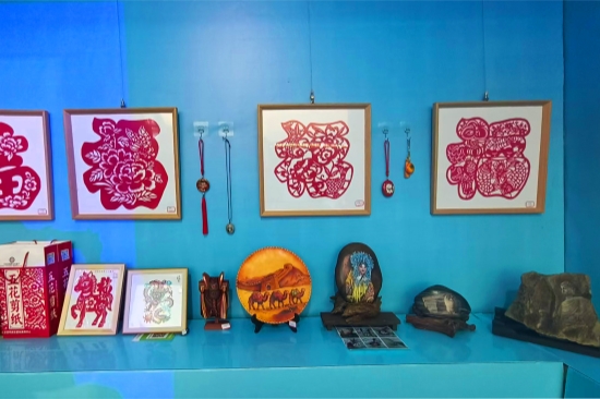 阳原展出文艺作品。阳原县文联供图