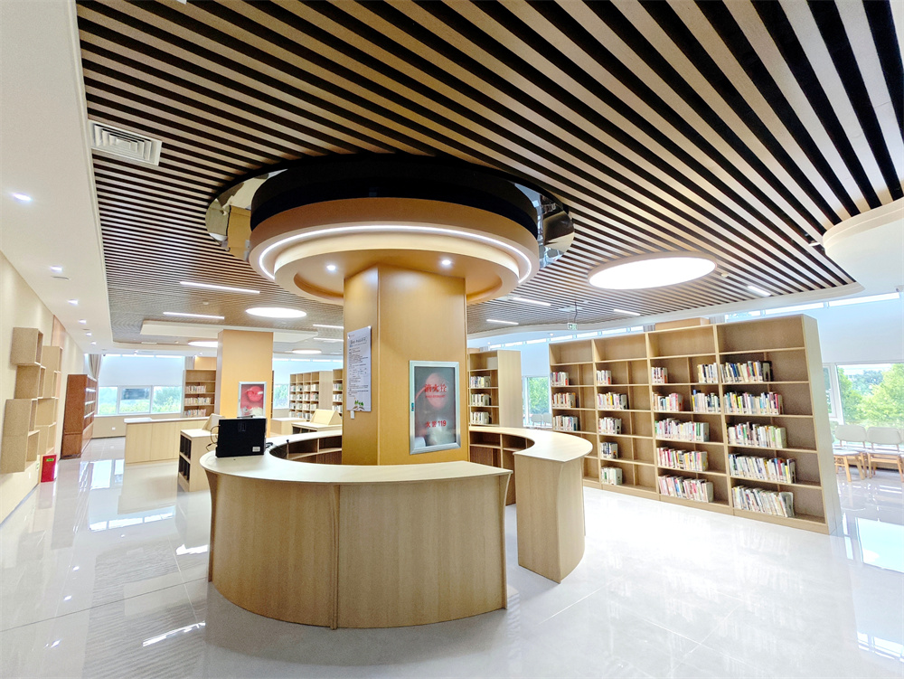 沧州经济开发区职工服务中心（工人文化宫）职工书屋。胡祝源摄