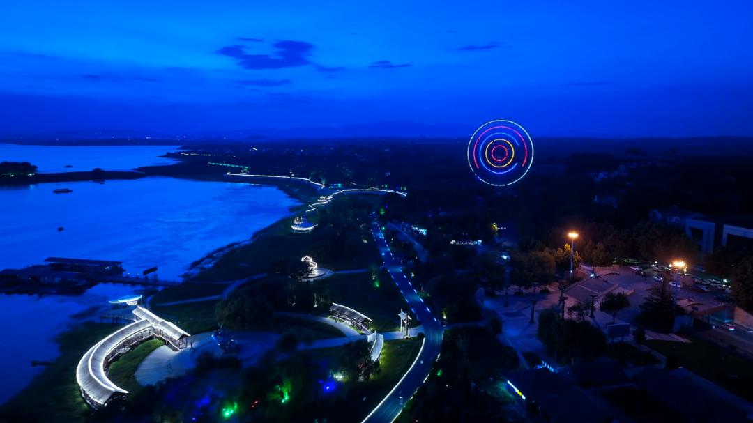 磁縣溢泉湖夜景鳥瞰圖。磁縣縣委宣傳部供圖