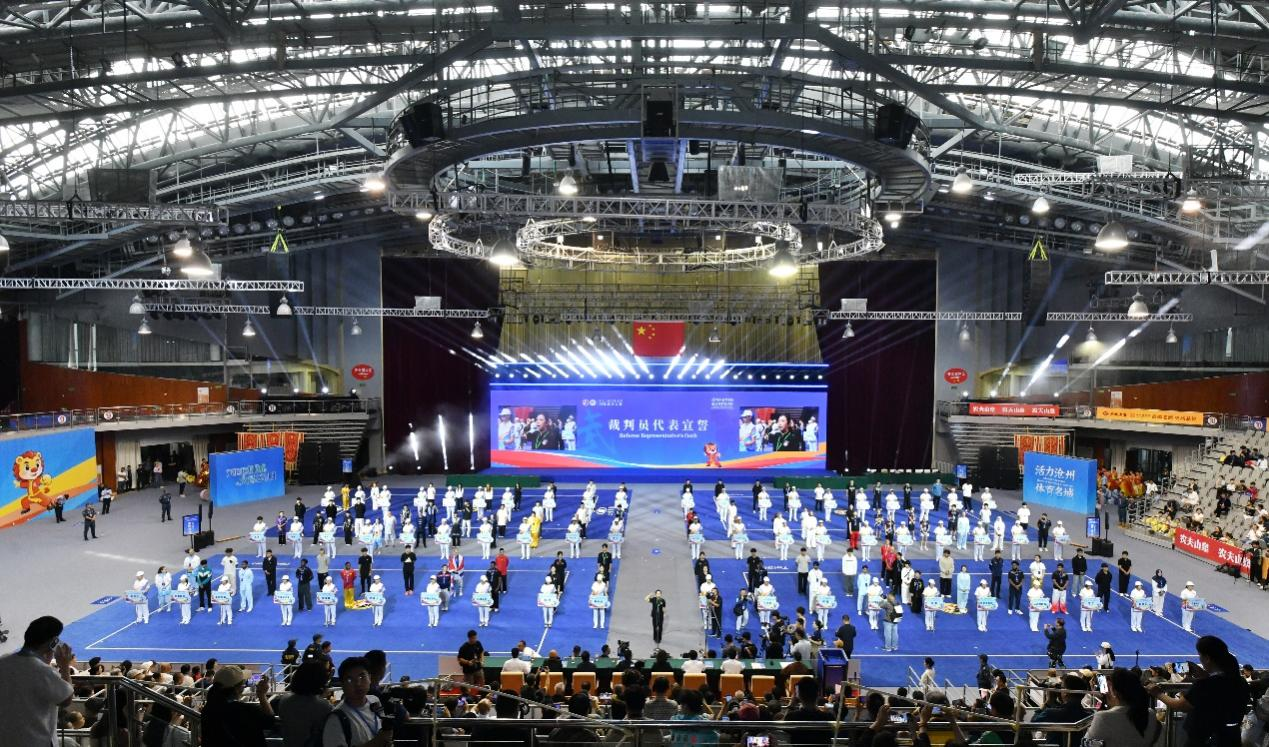 9月11日，第十二届中国·沧州国际武术大赛开幕式现场。苑立伟摄