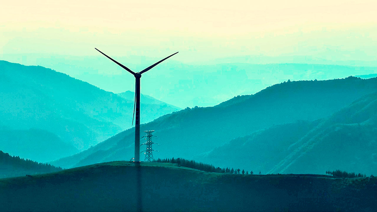 草原天路沽源段風電塔
