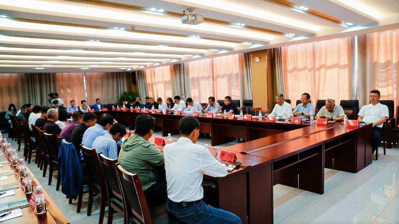 板栗高质量发展交流会现场。张宝摄