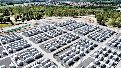 河北中行为启鸿围场满族蒙古族自治县新能源科技有限公司提供6亿元授信支持，助力建设共享储能电站。