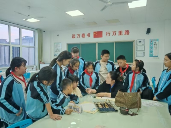 海兴县海港路小学特色课程现场。许志博摄